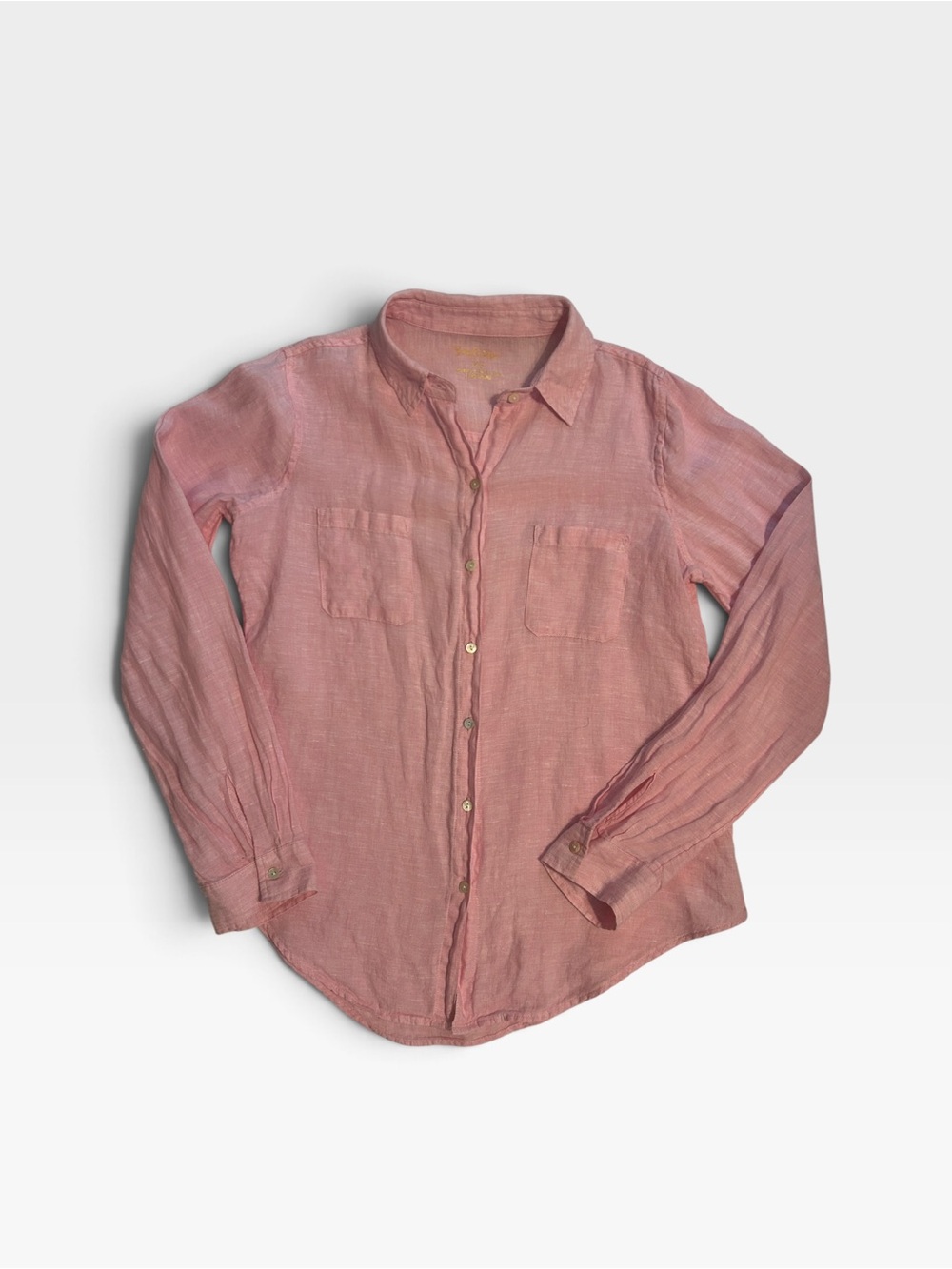 Lilly Pulitzer 100% linen button-front shirt in a beautiful soft pink. Size